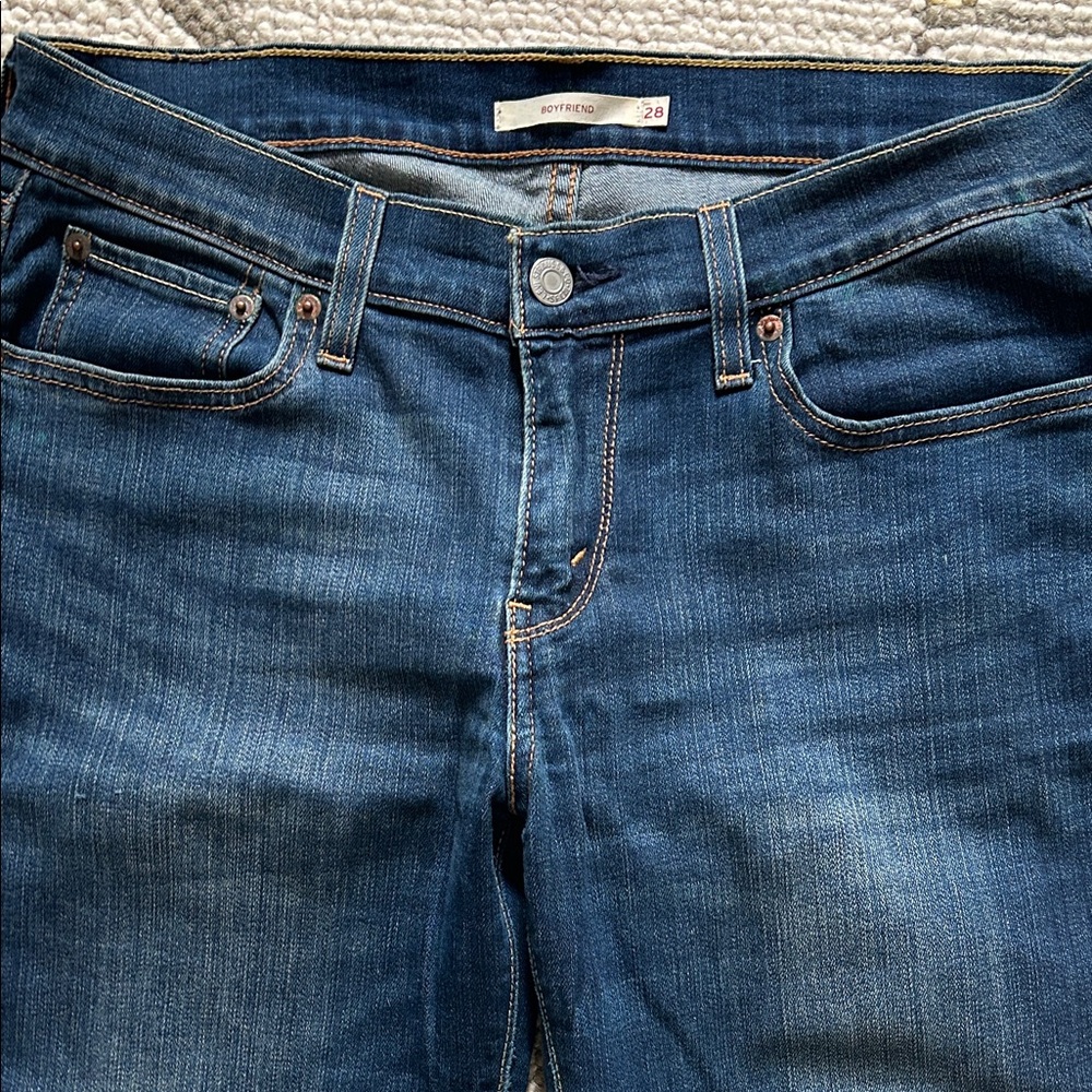 Levi's Classic Indigo Boyfriend Jeans